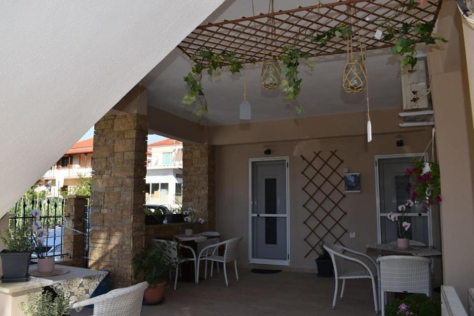 Aigli Luxury Studios Néa Ródha Exterior foto